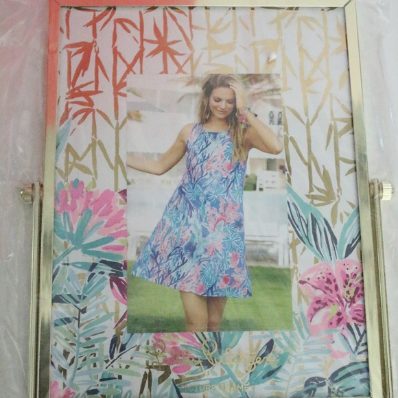 NIB Lilly Pulitzer Frame - Picture 3 of 4